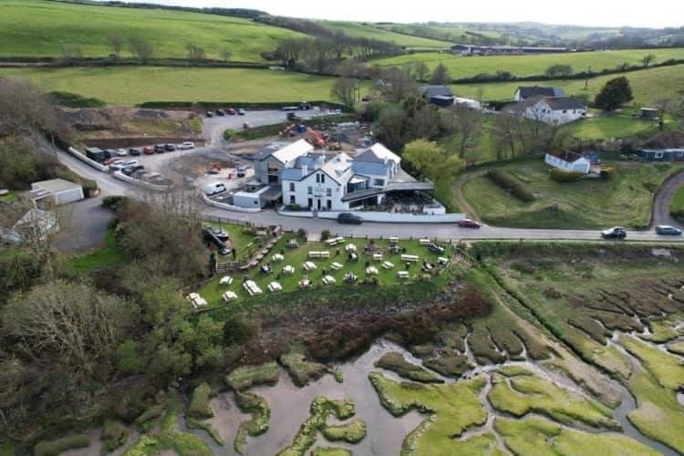 The Teifi Waterside Hotel Cardigan Buitenkant foto