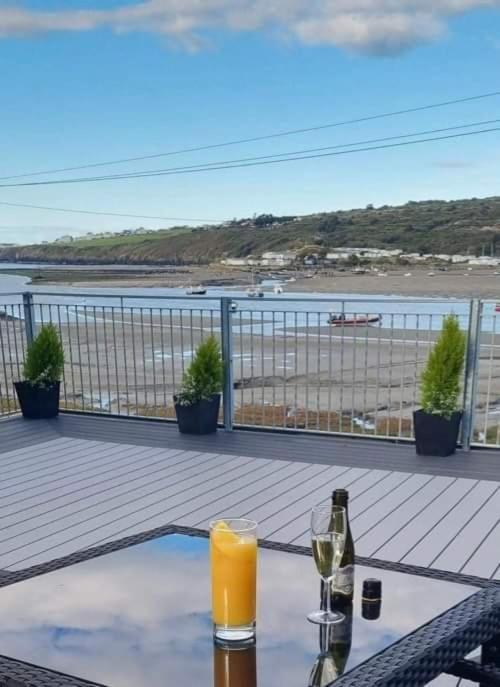 The Teifi Waterside Hotel Cardigan Buitenkant foto